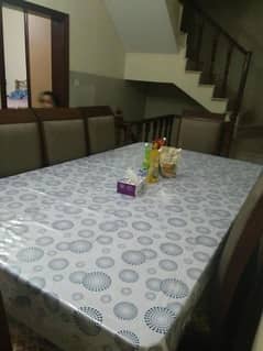 8 seater dining table for sale good condition price nigociatable