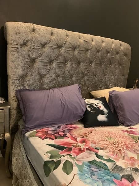 King Size Bed with Side Tables (Read Ad) 1