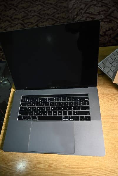 MacBook pro 2019 6