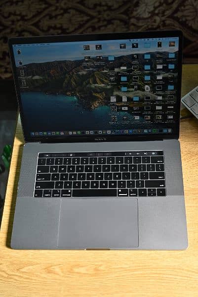 MacBook pro 2019 7