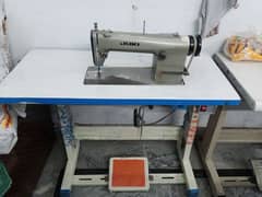 juki 555 sewing machine for sale in excellent condition