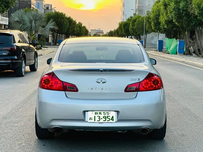 Nissan Skyline Infiniti G37S 3500cc 2013,,Exchange with Vezel Surf 1