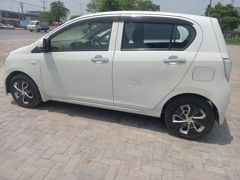 Daihatsu Mira 2013 4