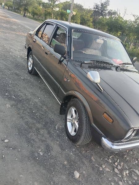 Toyota Corolla XE 1976 good condition jauharabad city khushab 1