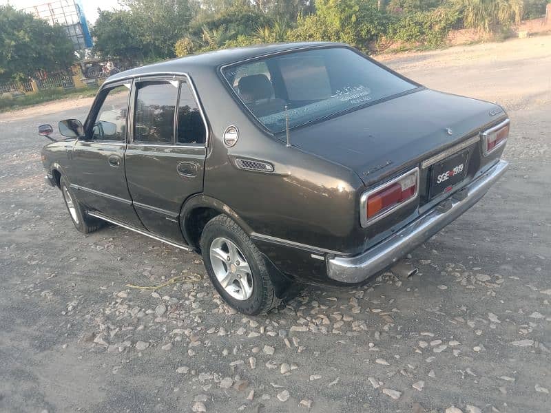 Toyota Corolla XE 1976 good condition jauharabad city khushab 7