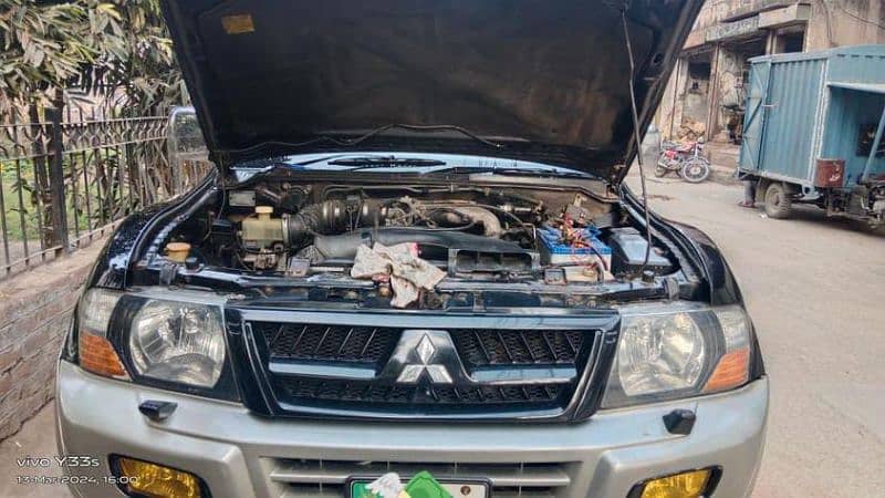 Mitsubishi Pajero Original paint ⁰³²¹2222871 3