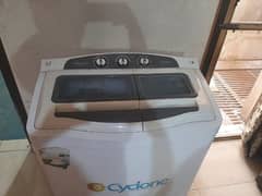 Kenwood Washing machine and dryer