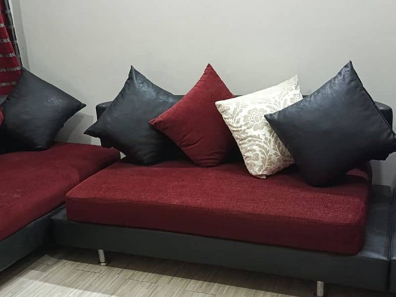 3 piece  Sofa set with Curtains 3