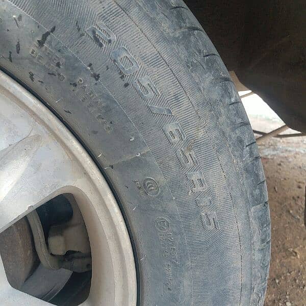 R15 tyre pair 0