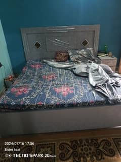 bed dressing side table