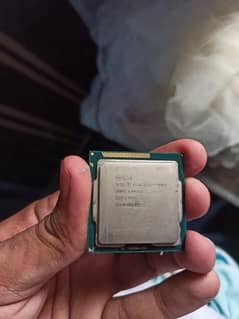 xeon e3 1240 v2 equal i7 3770k