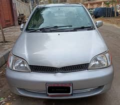 Toyota Platz 2001