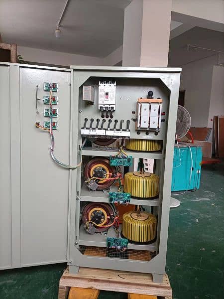 stabilizer Servo Motor 1kva upto 900kva Power Age Stabimatic  Brand 18