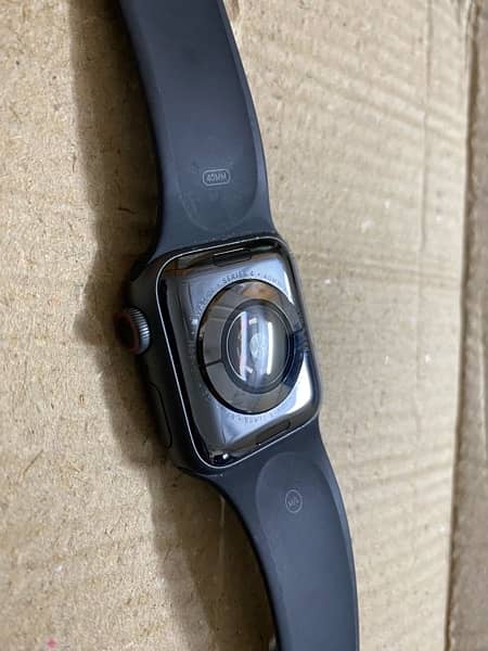 Apple watch series 4 40mm new just like new for sale 0