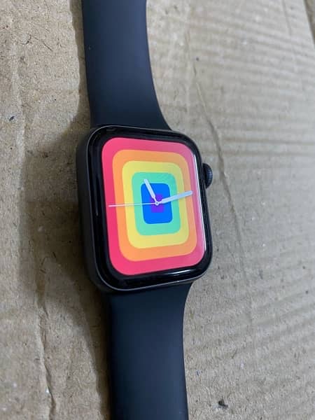 Apple watch series 4 40mm new just like new for sale 6