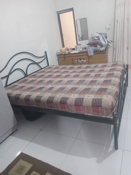 Iron double bed with mattress for Sale 2