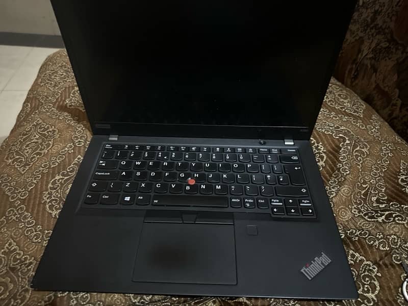 Lenovo think pad x390 i5 8th gen 2