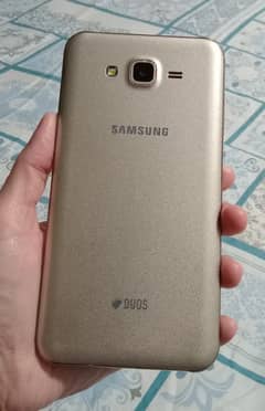 Samsung J7 Core (price slightly negotiable)