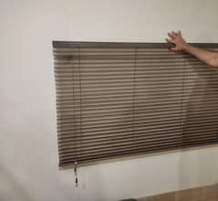 Wooden blinds / Window Curtain/ Window Blinds