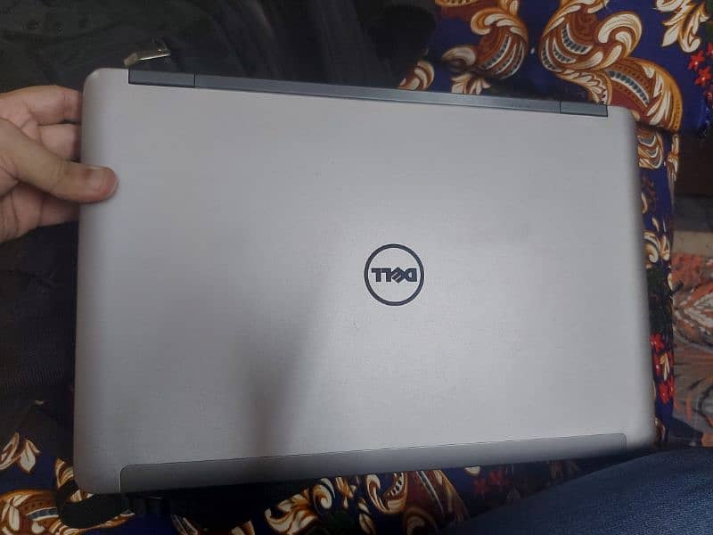 Dell Laptop Cor i5 4th gen Model Name e6540 sale 4