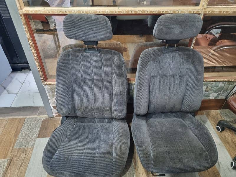 Civic 1988-91 Geniune Seats 0