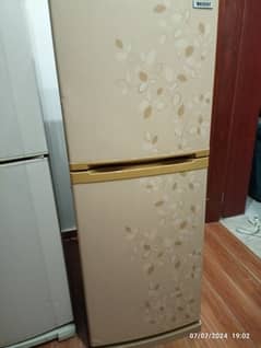 orient medium size fridge. . excellent working condition