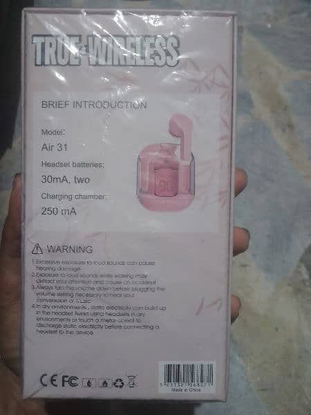 tcs delivery Earpods Airpods  pinpack  new closed box fresh 1