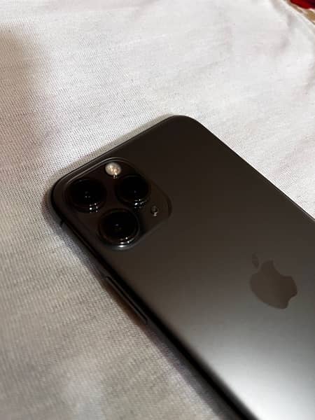 iPhone 11 Pro 256GB Factory Unlocked Non PTA 03056896805 1