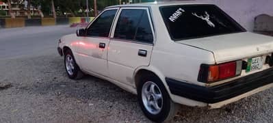 Nissan Sunny 1985