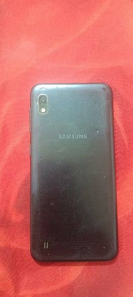 Samsung a10 4/32 3