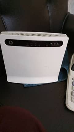 HUAIWA/VODAFONE SIM ROUTER B3000