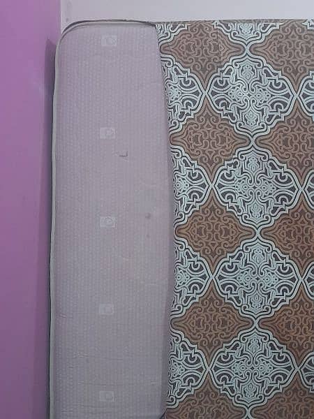 molty spring mattress excellent condition 3