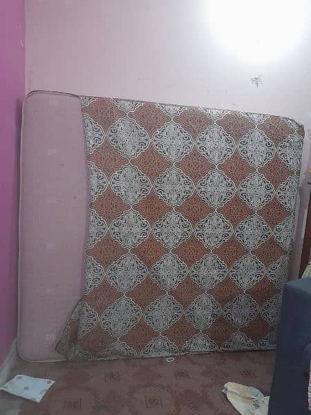 molty spring mattress excellent condition 9