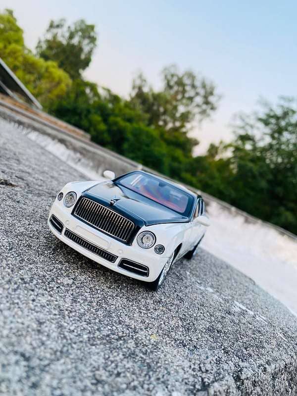 Diecast Model Cars Metal Cars. Bentley Mercedes Banz Honda,Ferrai,GTR 5