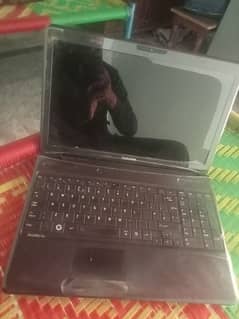 Toshiba laptop 6 GB RAM 320 GB Hard i3 generation processor