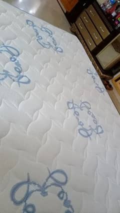 almost new king size spring mattress - five star 0