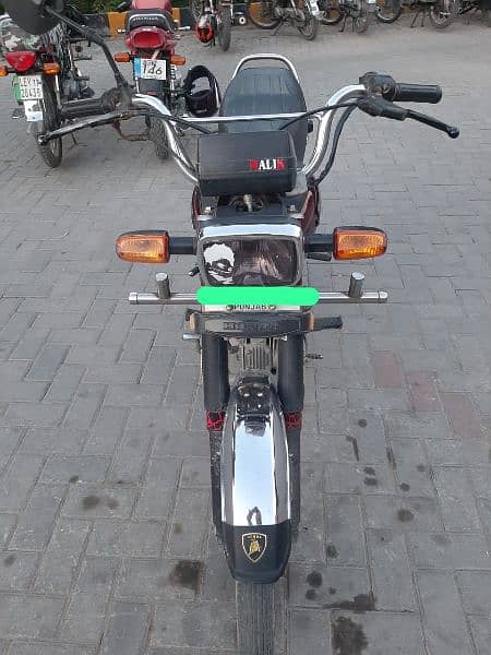 Honda CD 70.2020 2