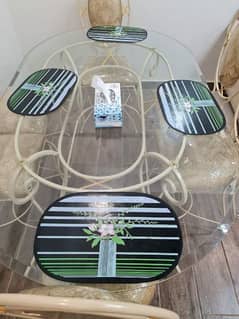 Glass Top Dining Table, 6 Seater in Good Condition