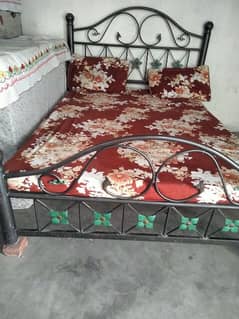 bed or ghda 5*6.5 size arjant sel
