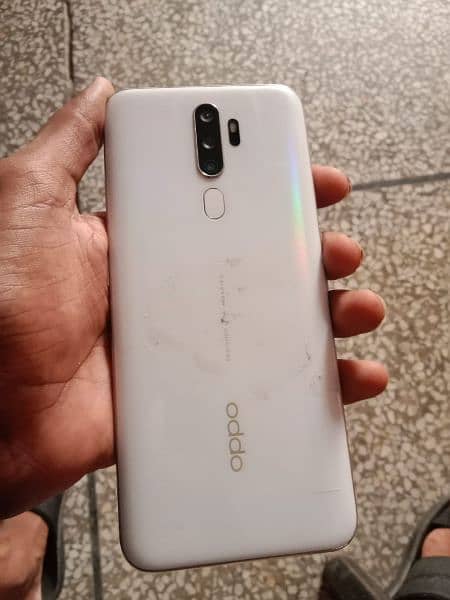 oppo A5/2020 3/64 10/8  price 20000 1