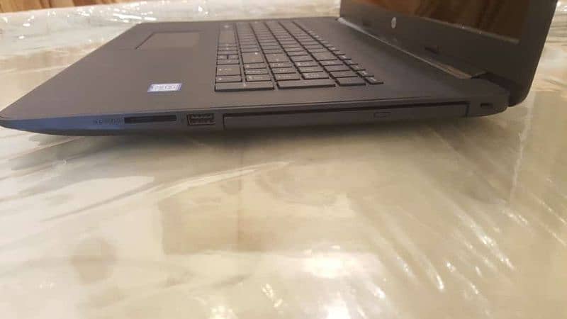 HP Notebook 17 core i5 7th generation 5