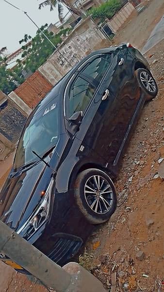 Toyota Corolla Altis 2018 4