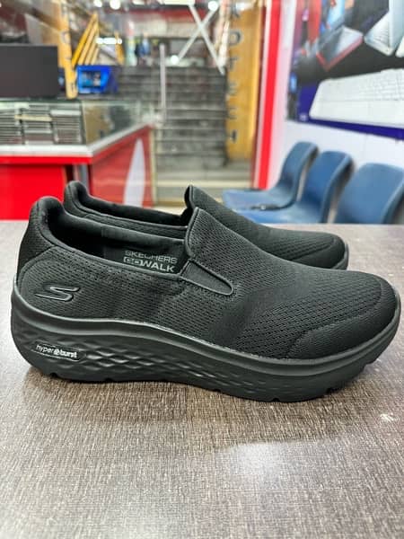 Skechers Go Walk Hyper Burst - Saunter mens Walking Shoe size 43 1