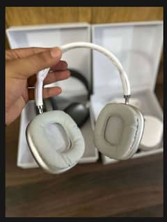 HEADPHONES MAX WITH CASE