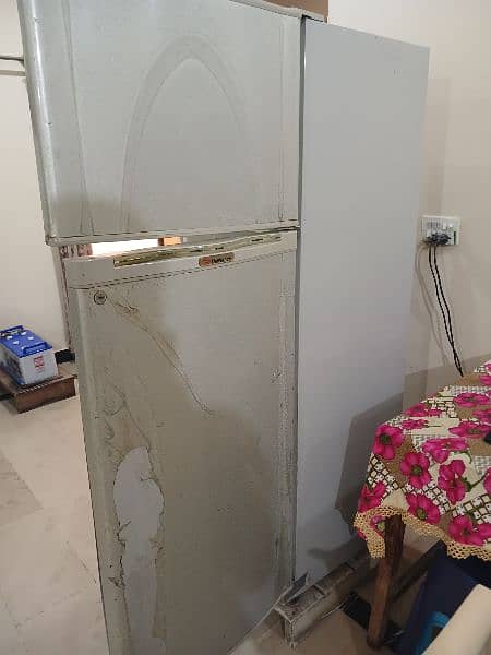 Dawlance Refrigerator For Urgent Sale 3