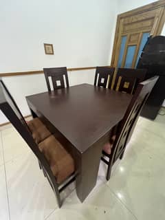 Dining with 6 chairs