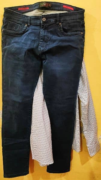 Pair of pant shirts from shad's brand 2