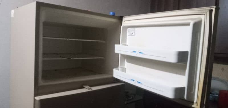 haier fridge medium size 1