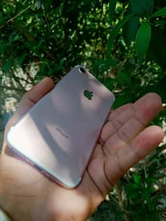iPhone 7  128gb PTA Approved