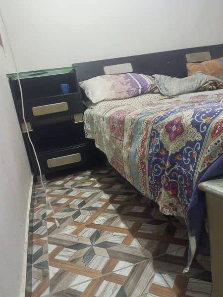 urgent sale krnna ha bed 0